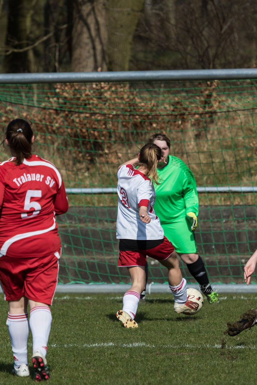 Bild 164 - Frauen SV Boostedt - Tralauer SV : Ergebnis: 12:0